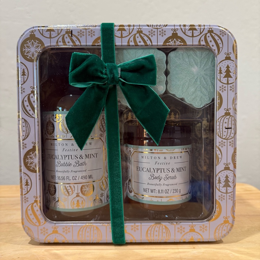 Milton & Drew Bubble Bath, Body Scrub, Bath Fizzer Gift Set